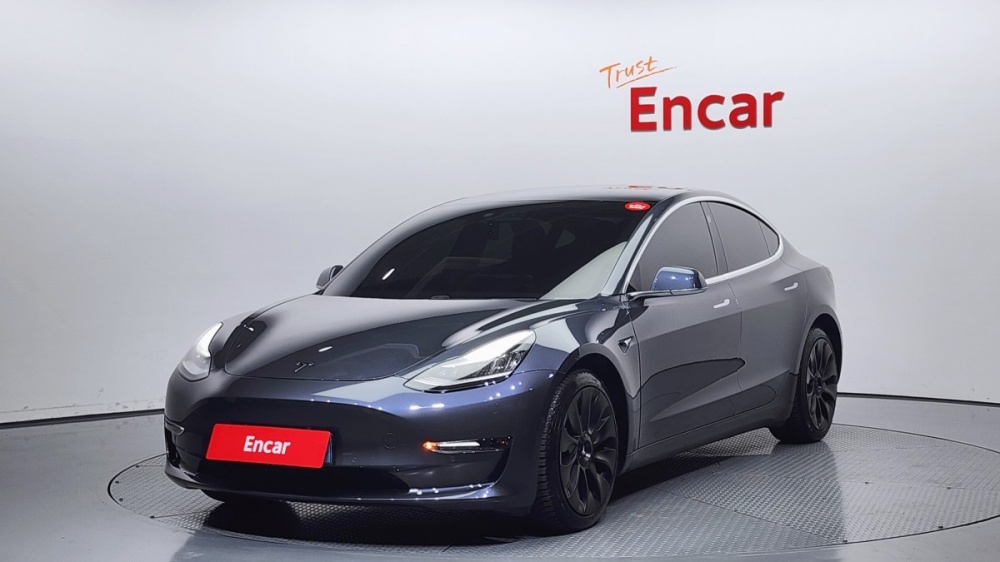 Tesla model 3