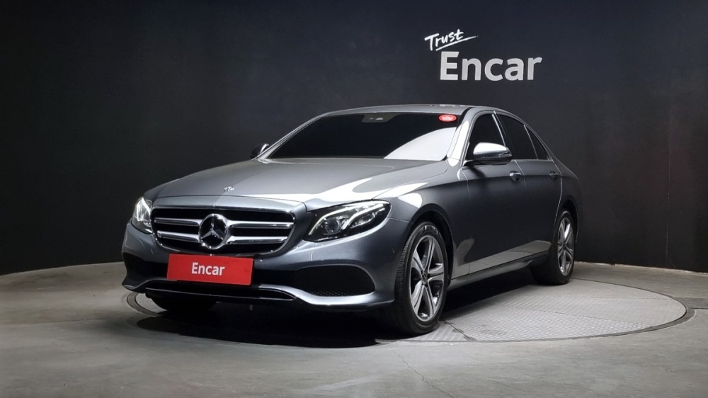 Mercedes-Benz E-Class W213