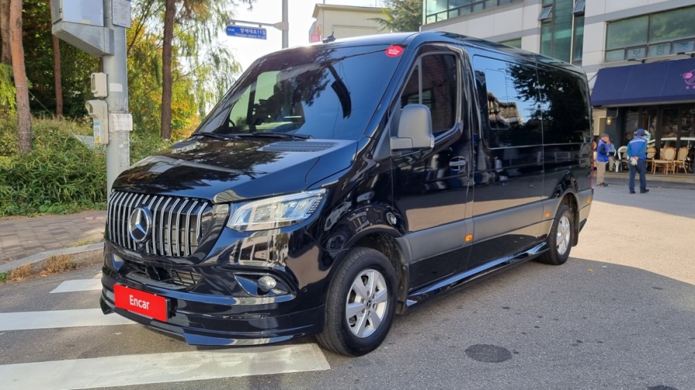 Mercedes-Benz sprinter