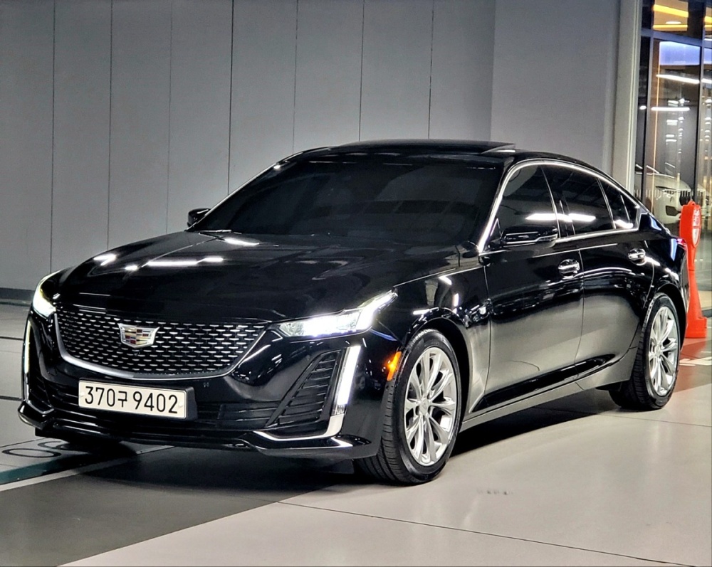 Cadillac CT5