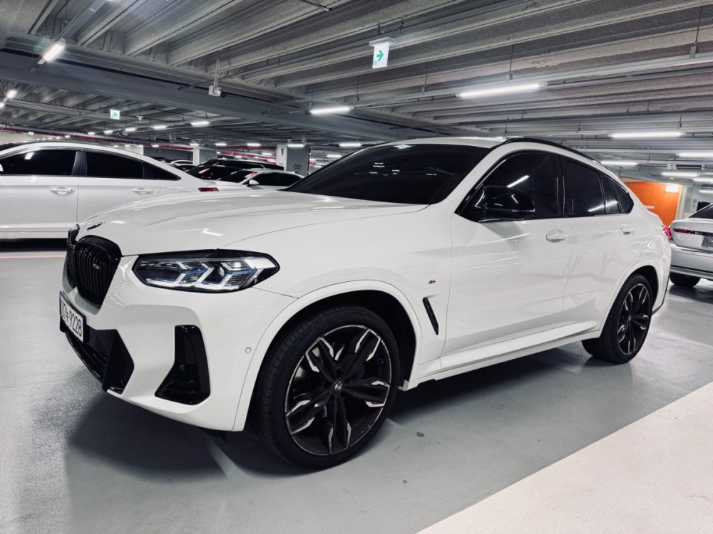 BMW X4 (G02)