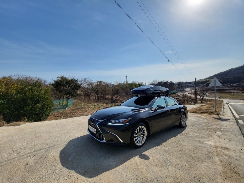 Lexus ES300h 7th generation