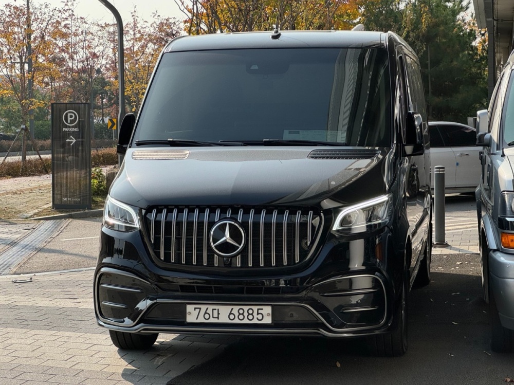 Mercedes-Benz sprinter