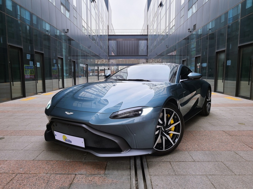 Aston martin Vantage 2nd generation