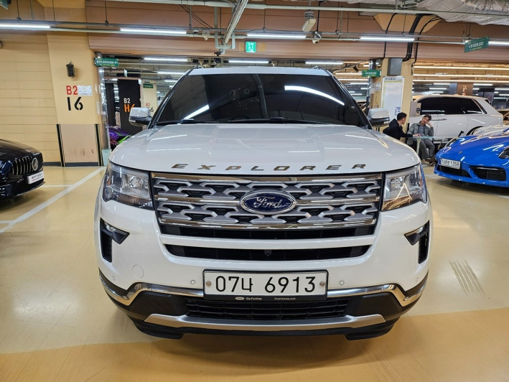 Ford explorer