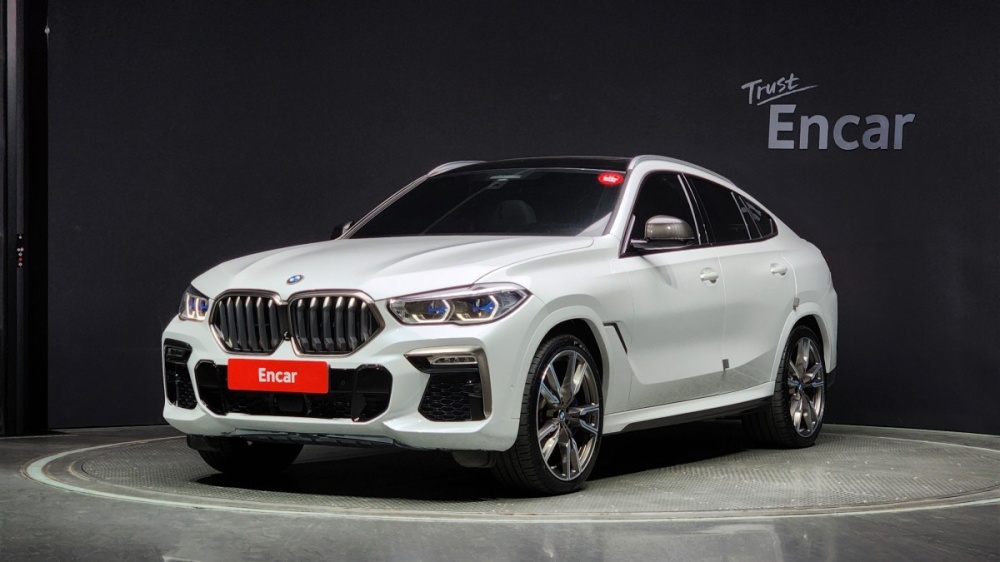 BMW X6 (G06)