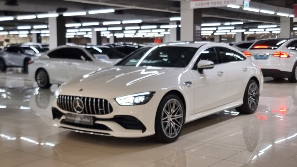 Mercedes-Benz AMG GT