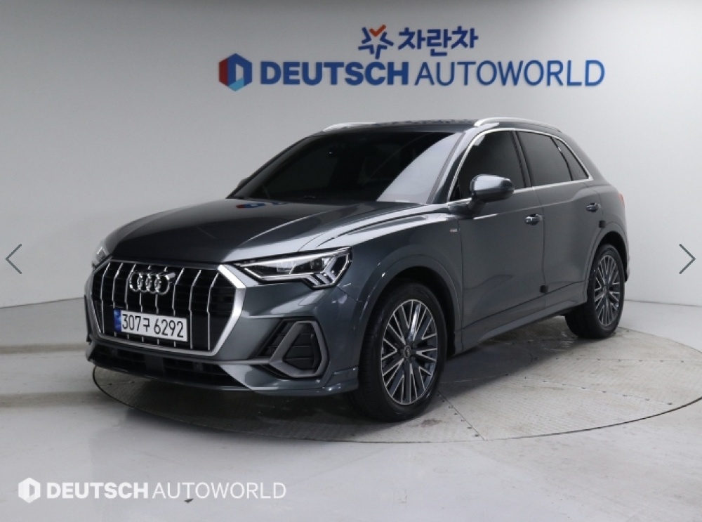 Audi Q3 (F3)