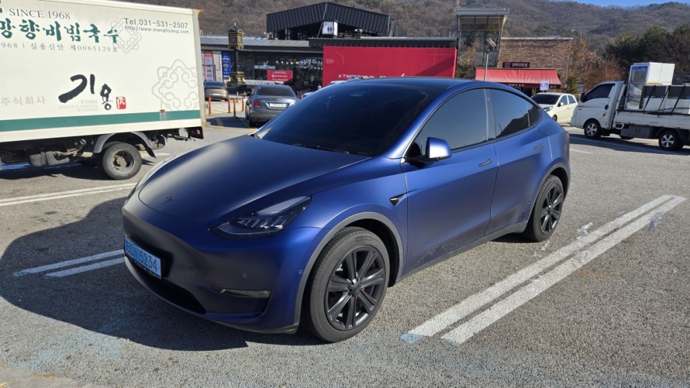 Tesla model Y