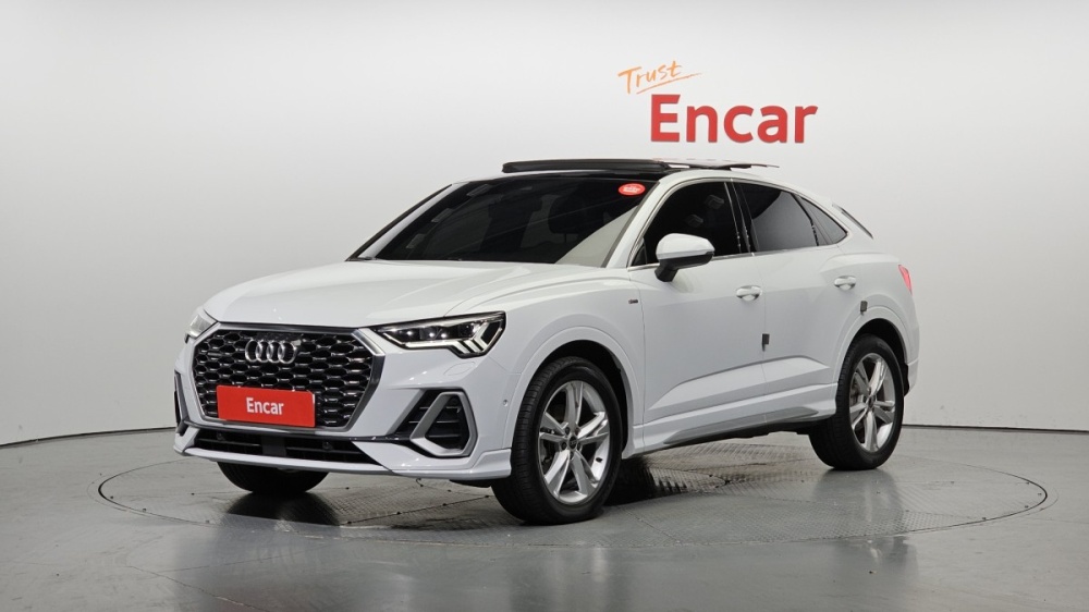 Audi Q3 (F3)