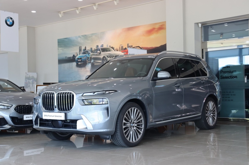 BMW X7 (G07)