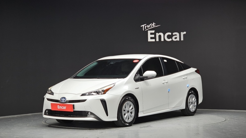 Toyota Prius 4th generation