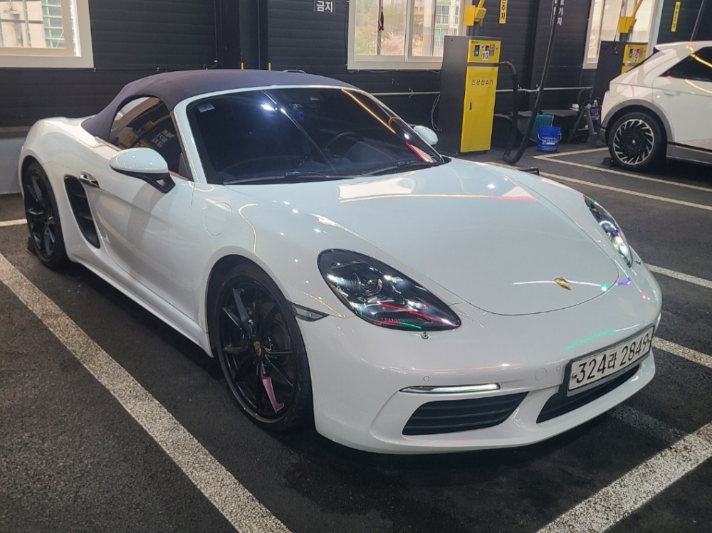 Porsche 718 boxster