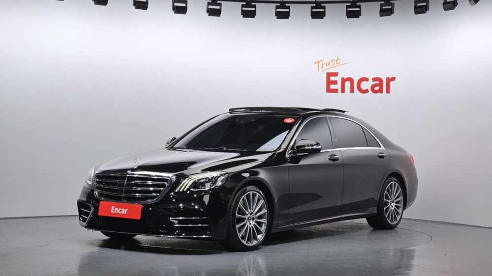 Mercedes-Benz S-Class W222