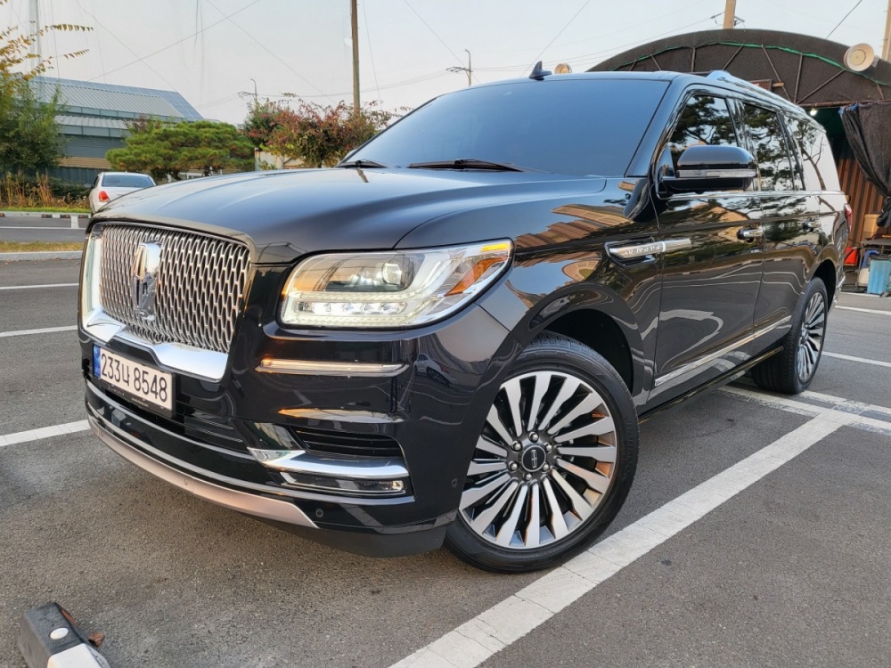 Lincoln navigator