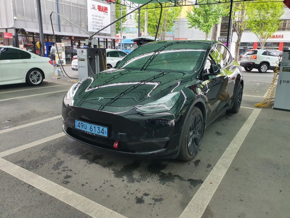 Tesla model Y