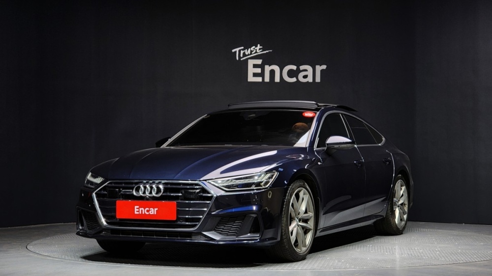 Audi A7 (4K)