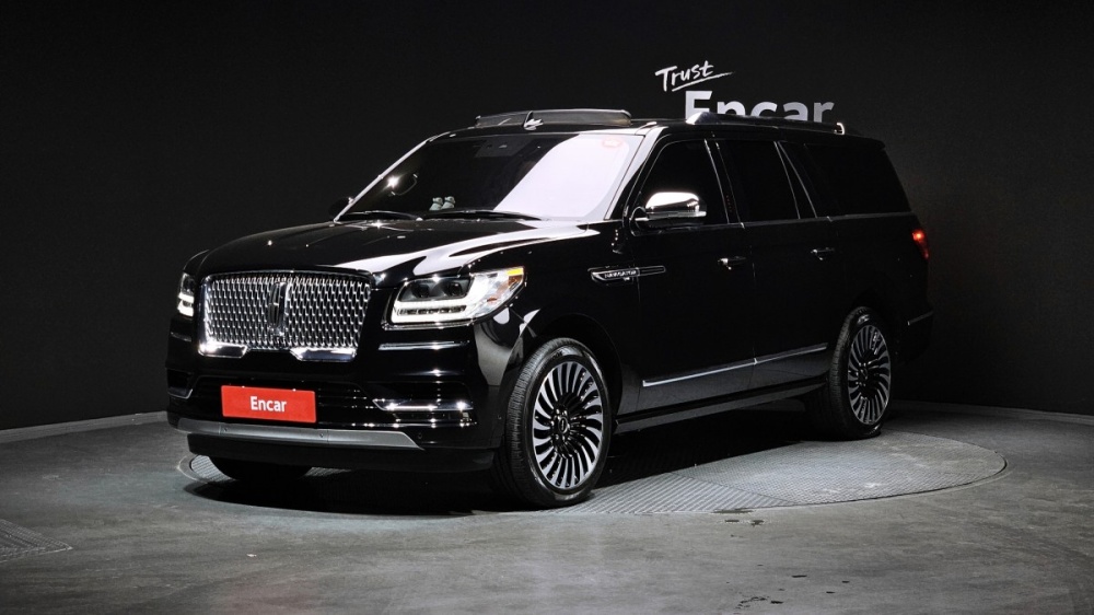 Lincoln Navigator 4th generation