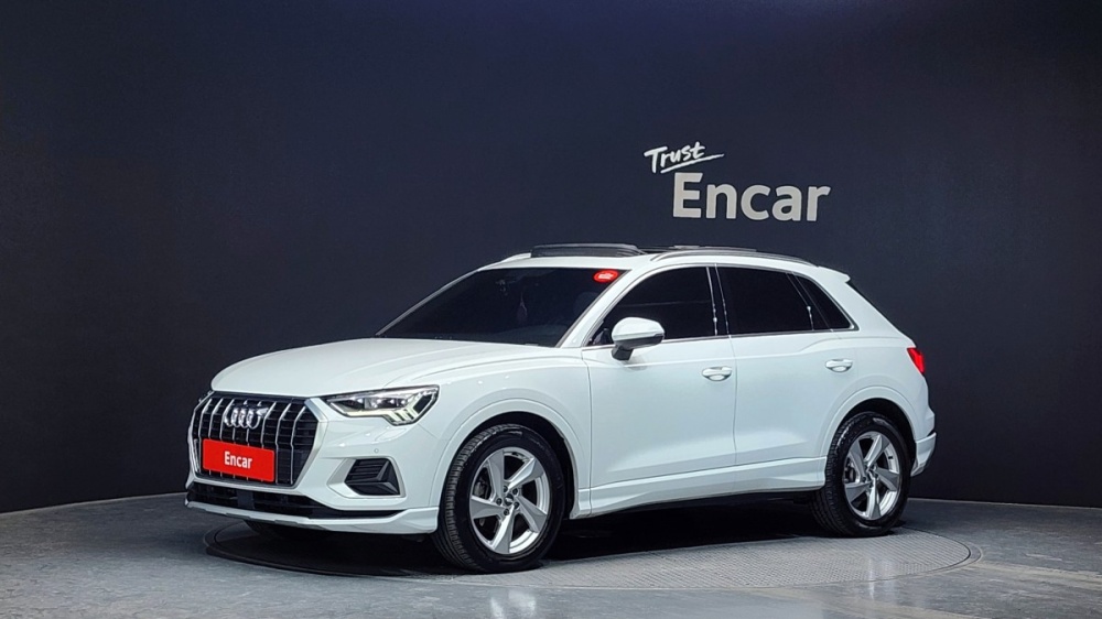 Audi Q3 (F3)