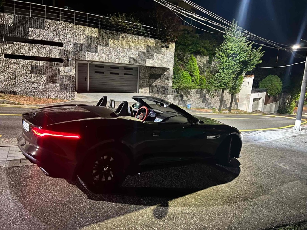 Jaguar F-TYPE