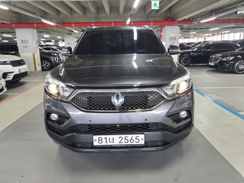 KG Mobility (Ssangyong) Rexton Sports Khan