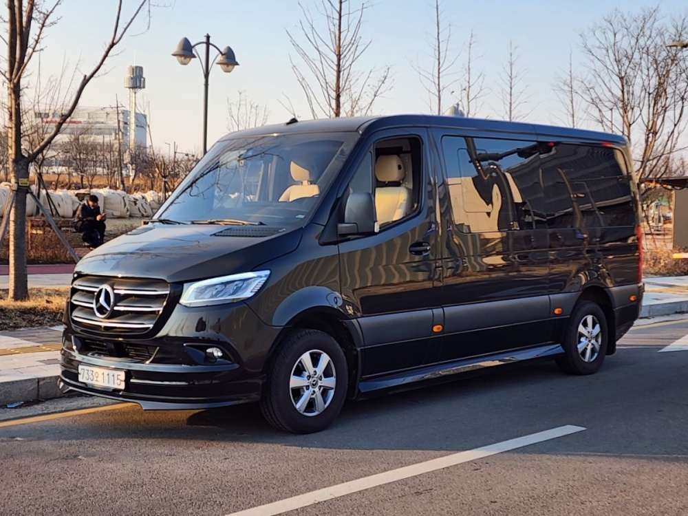 Mercedes-Benz sprinter