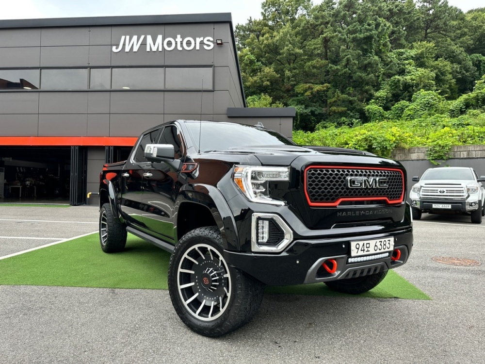 GMC Sierra