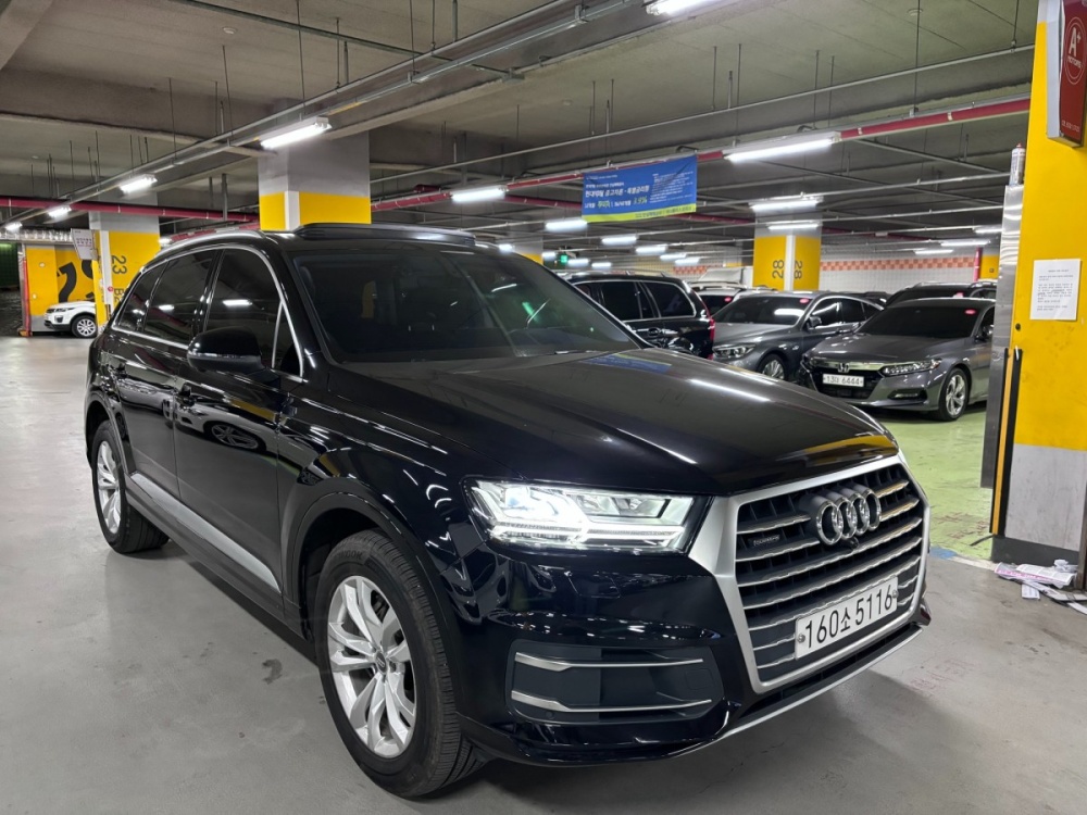 Audi Q7 (4M)