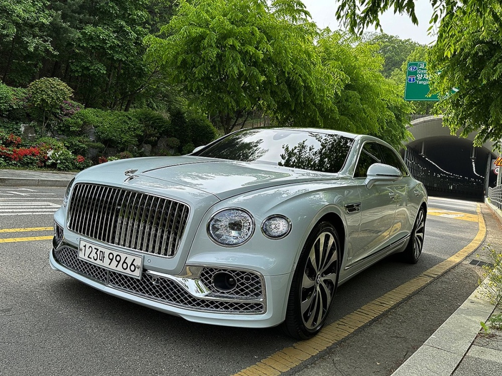 Bentley Flying Spur 3rd generation