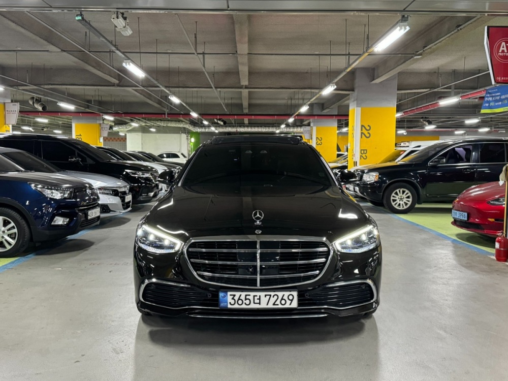 Mercedes-Benz S-Class W223