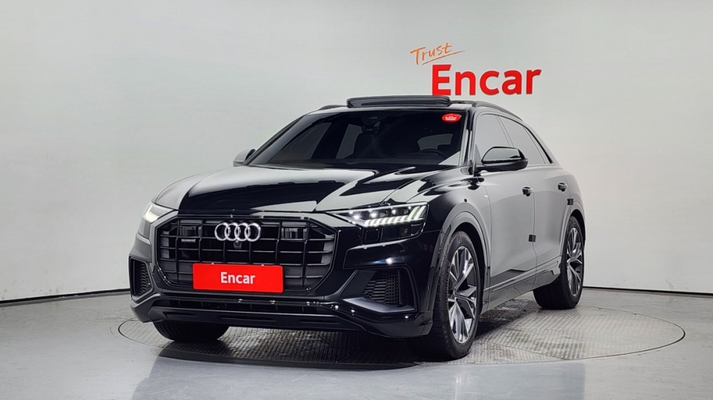 Audi Q8