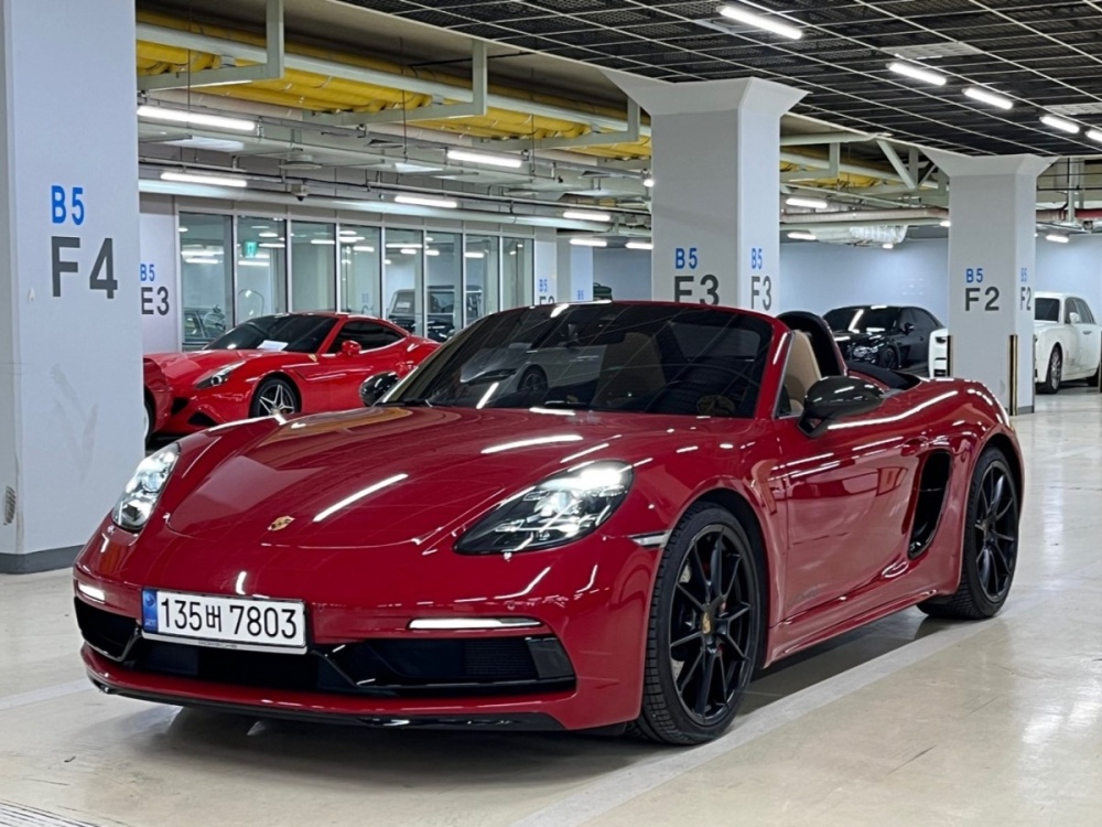 Porsche 718 boxster