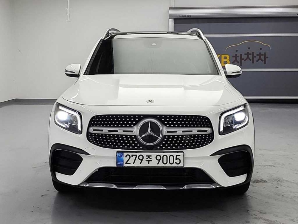 Mercedes-Benz GLB-Class X247