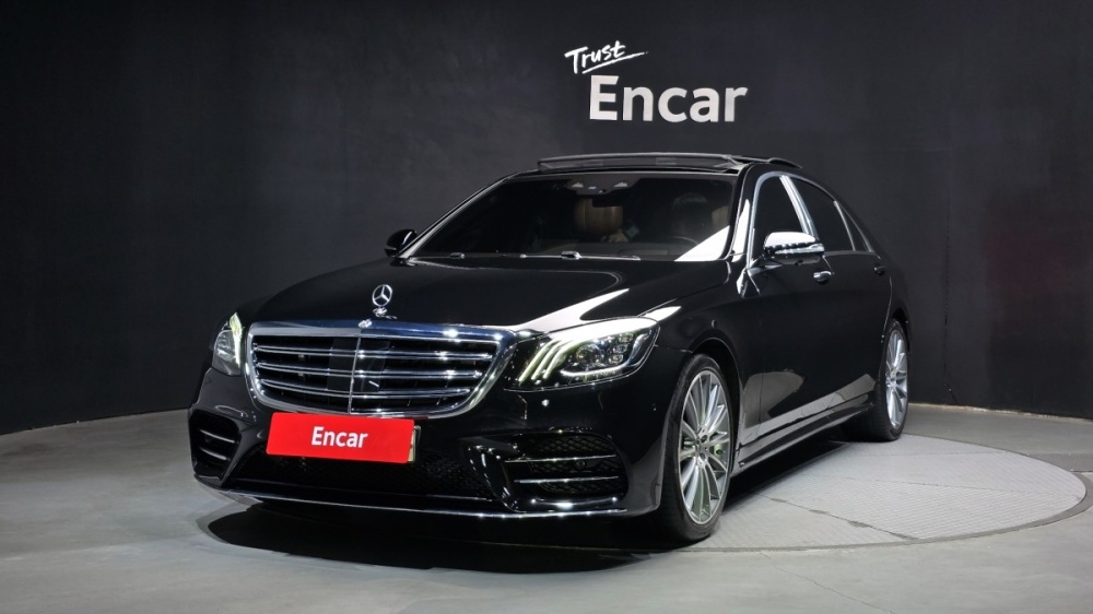 Mercedes-Benz S-Class W222