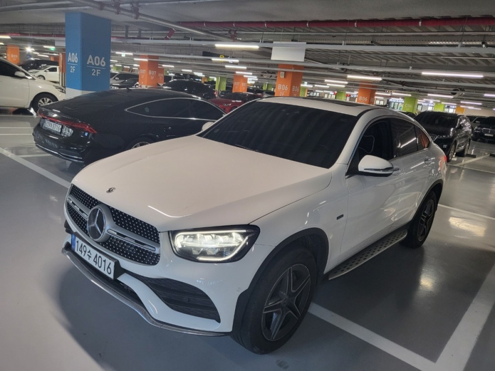 Mercedes-Benz GLC-Class X253