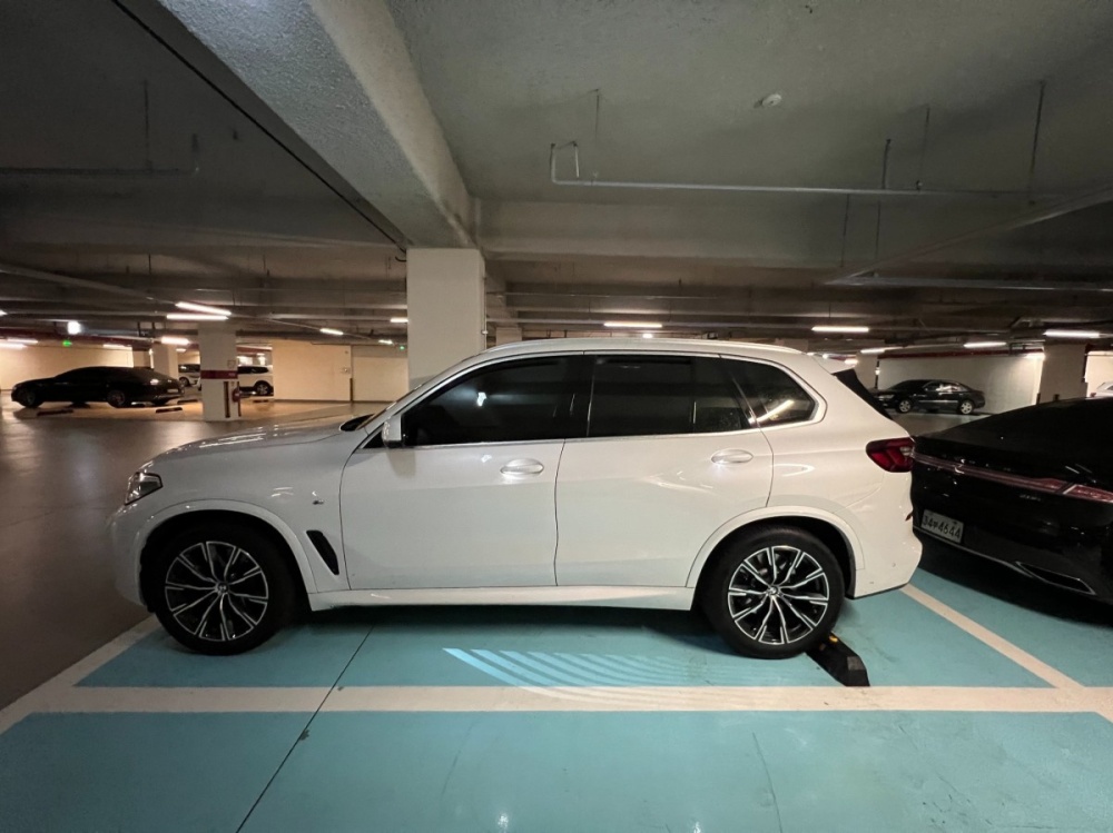 BMW X5 (G05)