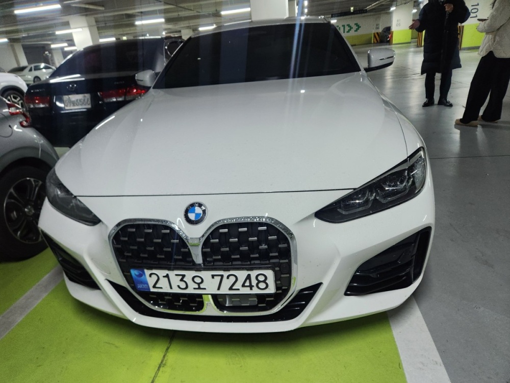 BMW 4 series (G22)