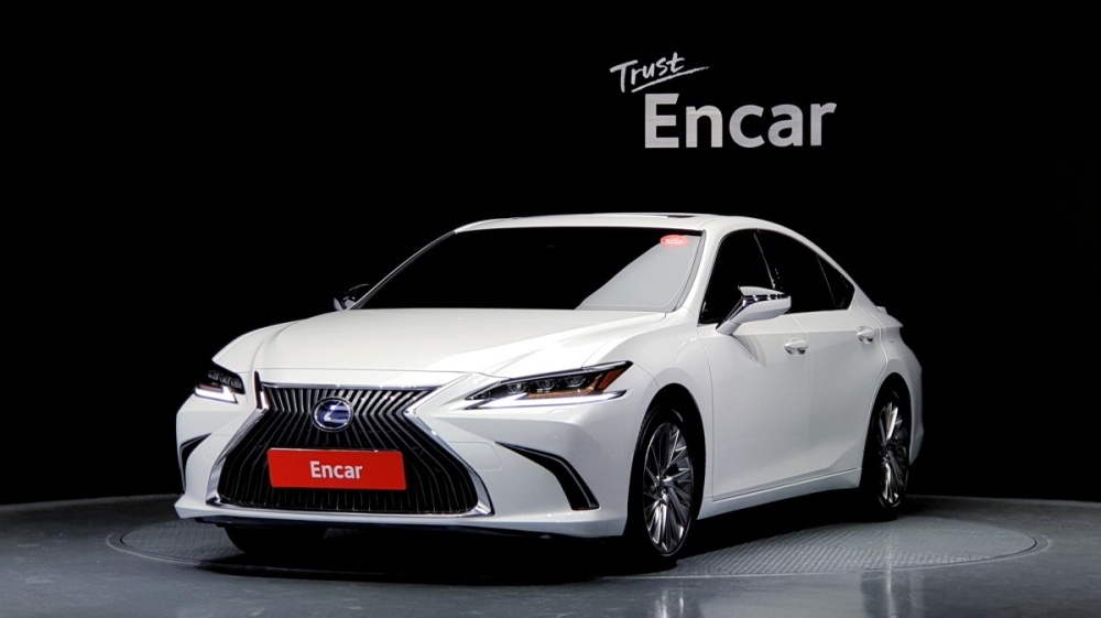 Lexus ES300h 7th generation