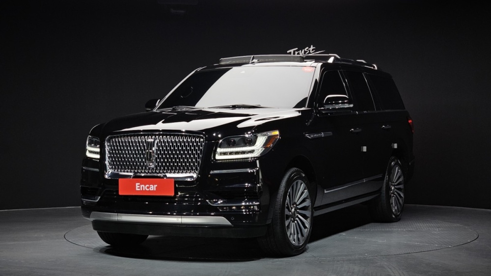 Lincoln Navigator 4th generation