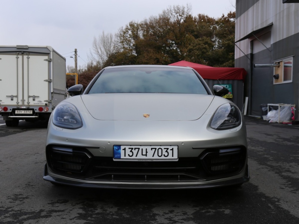 Porsche Panamera (971)