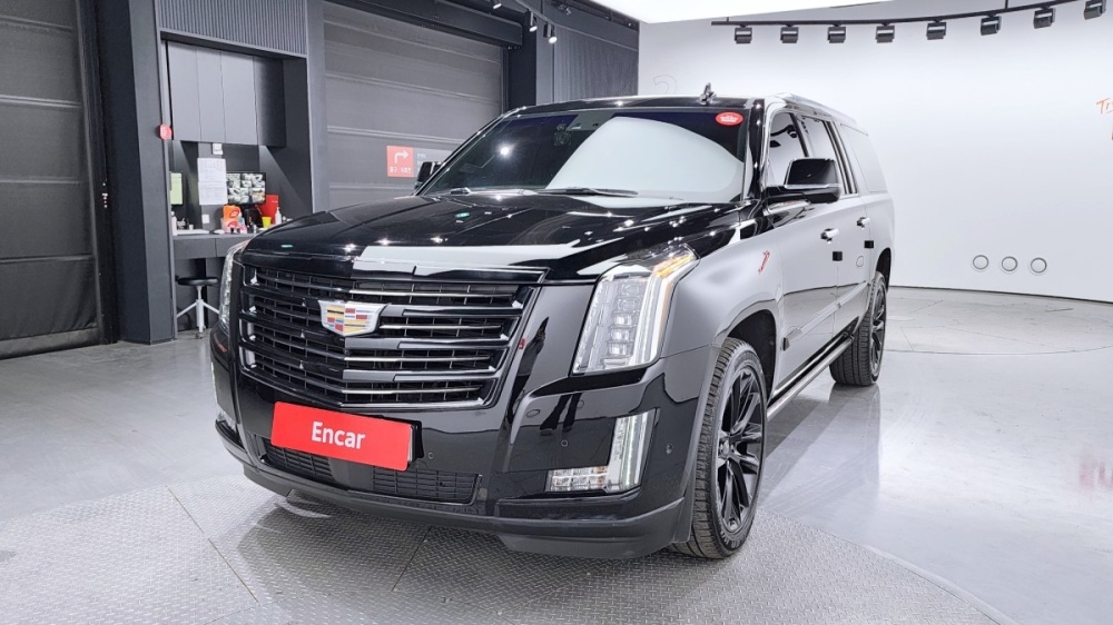 Cadillac escalade