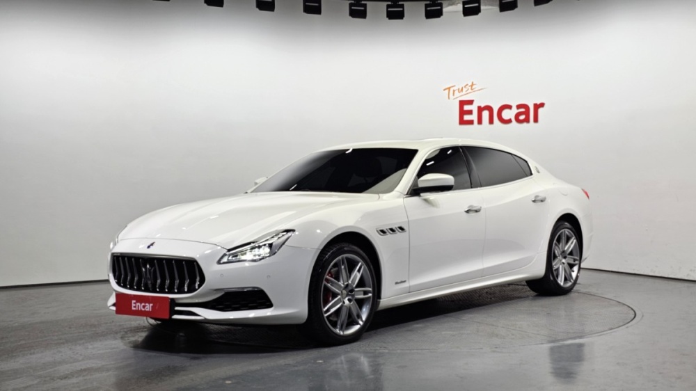 Maserati Quattroporte