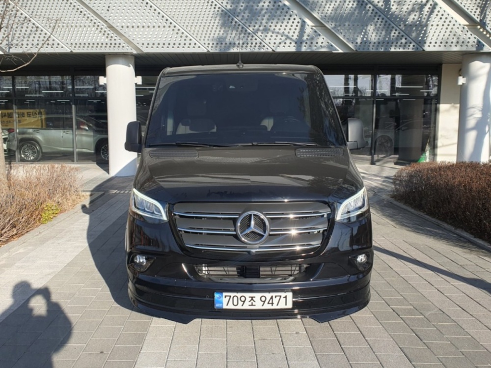 Mercedes-Benz sprinter