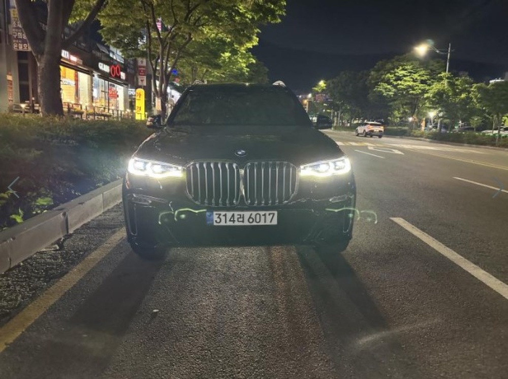 BMW X7 (G07)