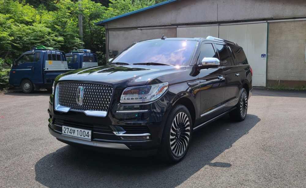 Lincoln navigator