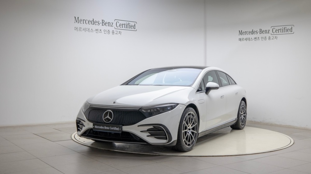 Mercedes-Benz EQS V297
