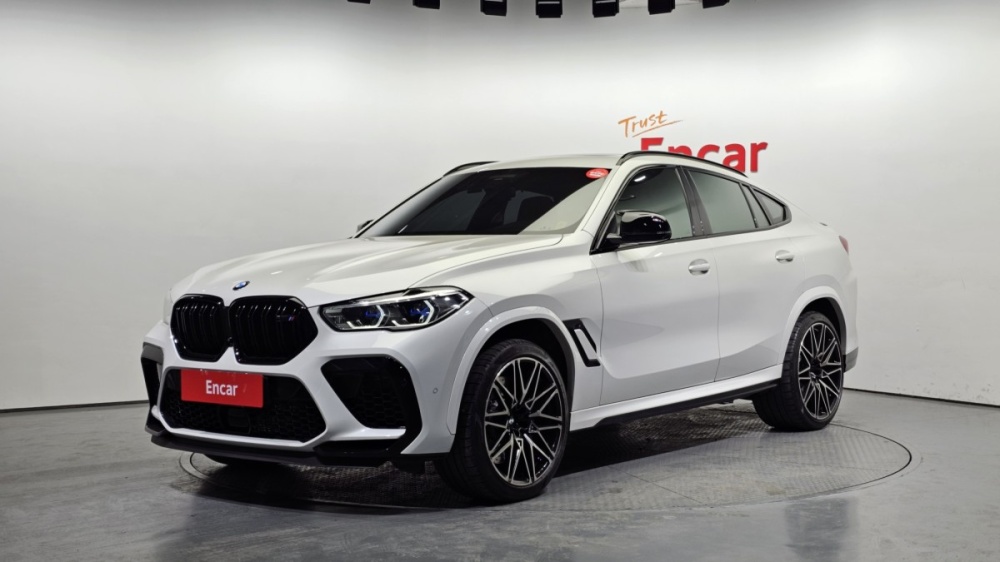 BMW X6M (G06)