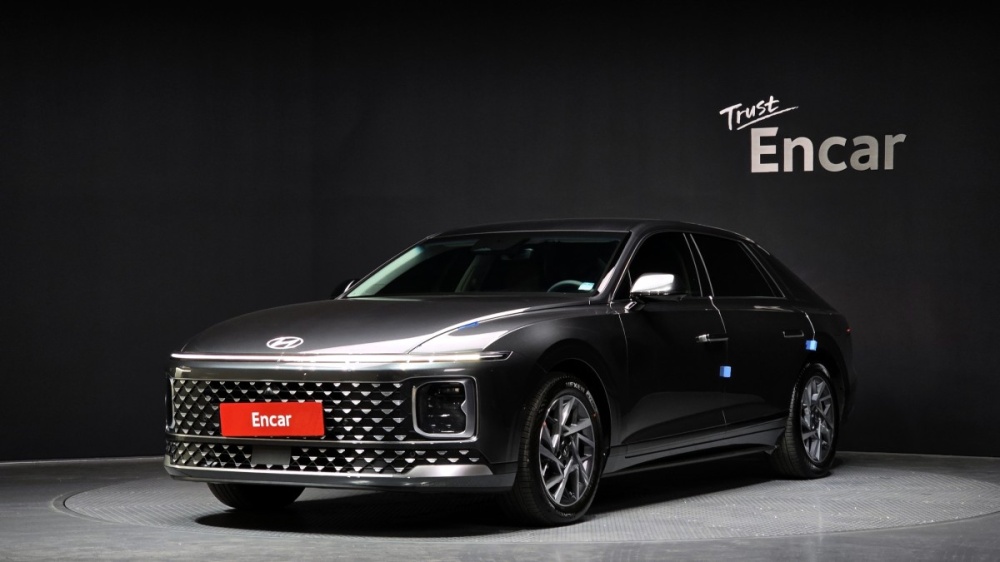 Hyundai Grandeur Hybrid (GN7)