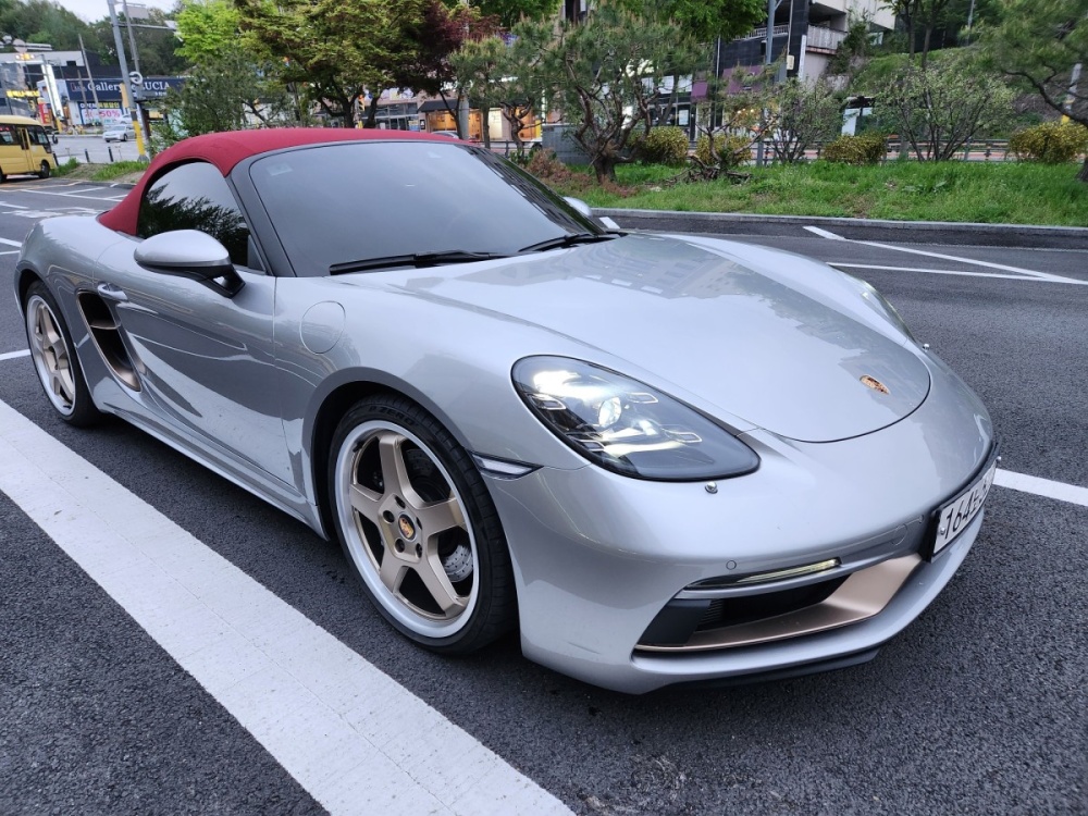 Porsche 718 boxster