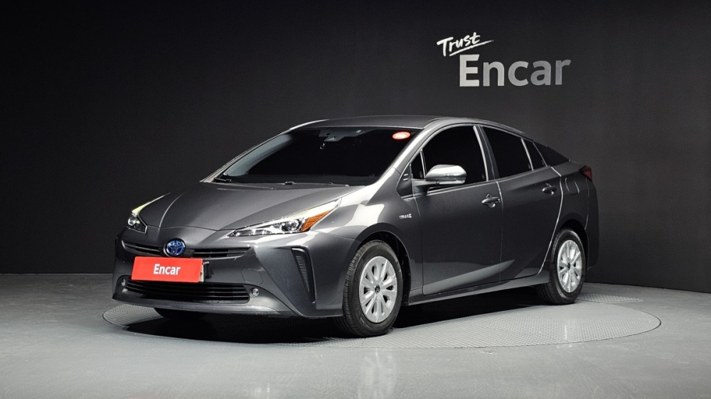 Toyota Prius 4th generation